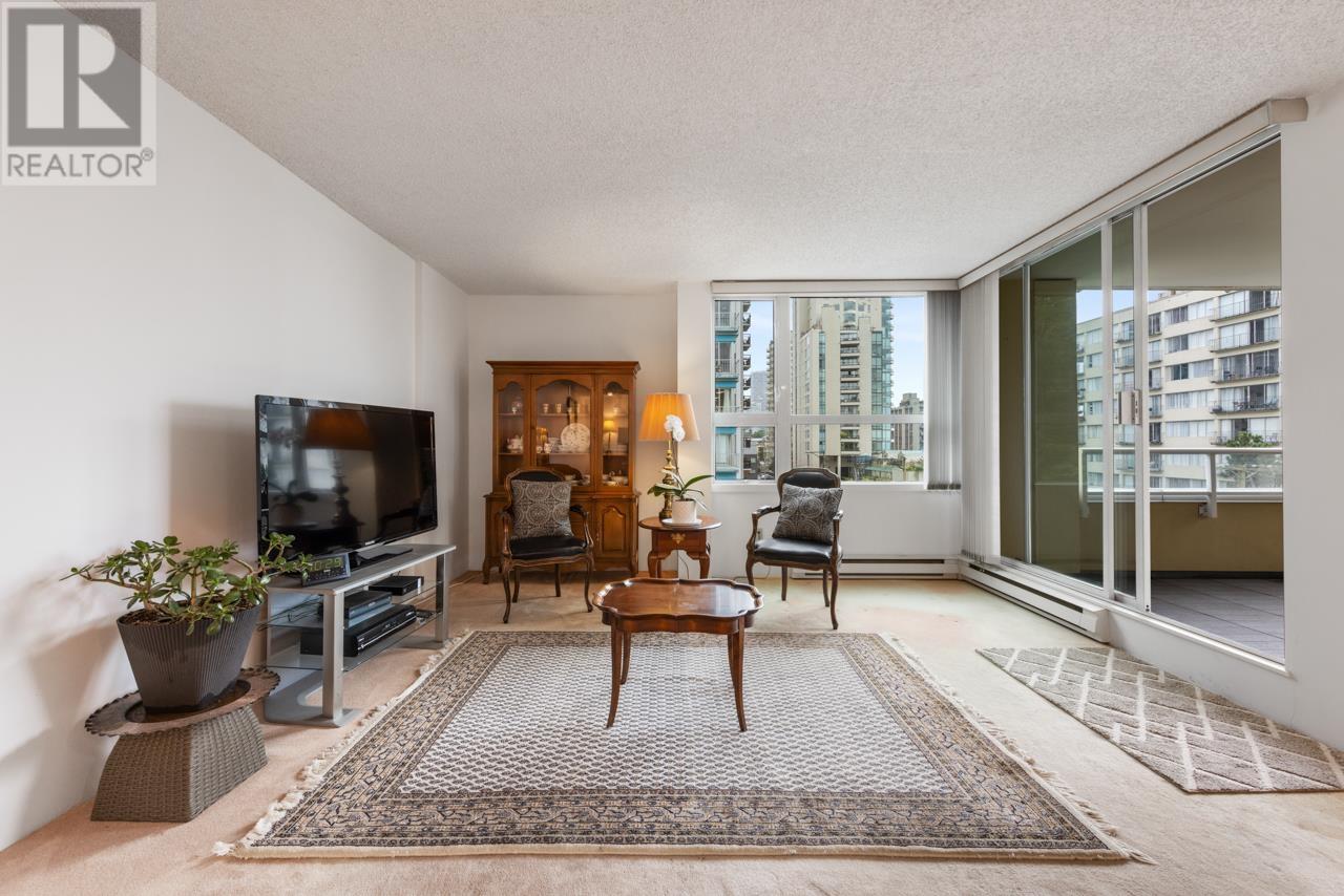 Listing Picture 2 of 27 : 502 1406 HARWOOD STREET, Vancouver / 溫哥華 - 魯藝地產 Yvonne Lu Group - MLS Medallion Club Member