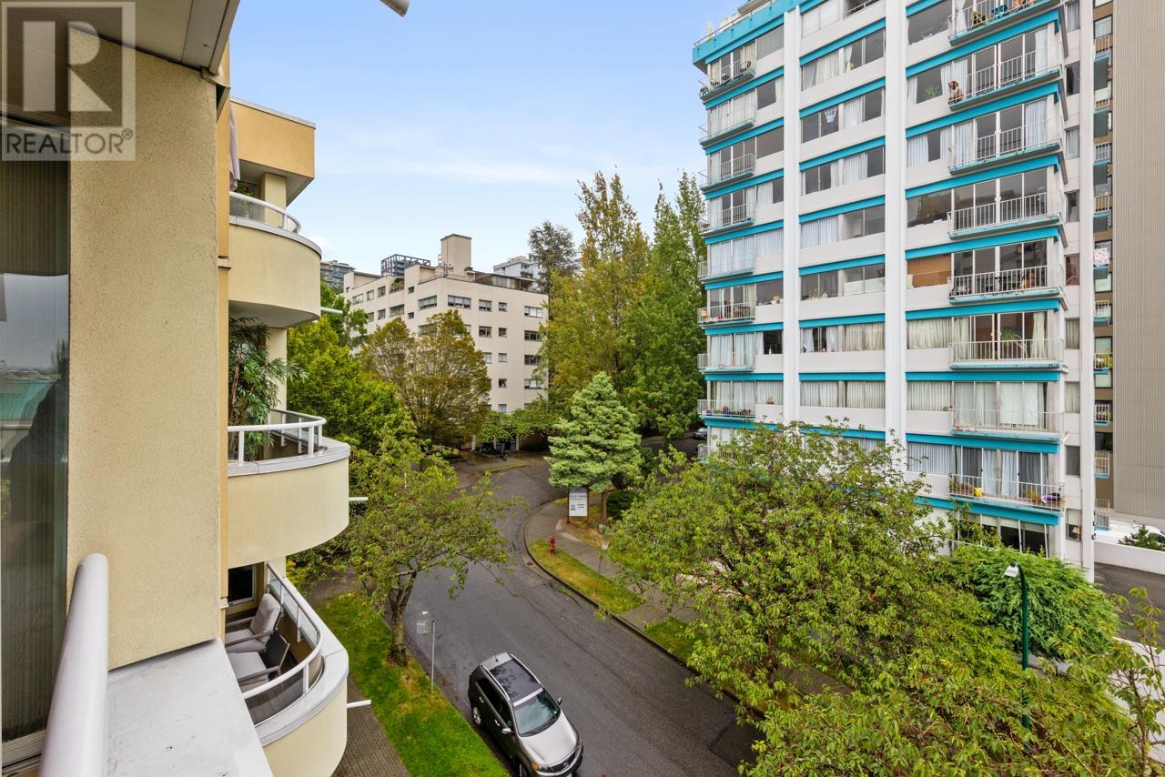 Listing Picture 20 of 27 : 502 1406 HARWOOD STREET, Vancouver / 溫哥華 - 魯藝地產 Yvonne Lu Group - MLS Medallion Club Member