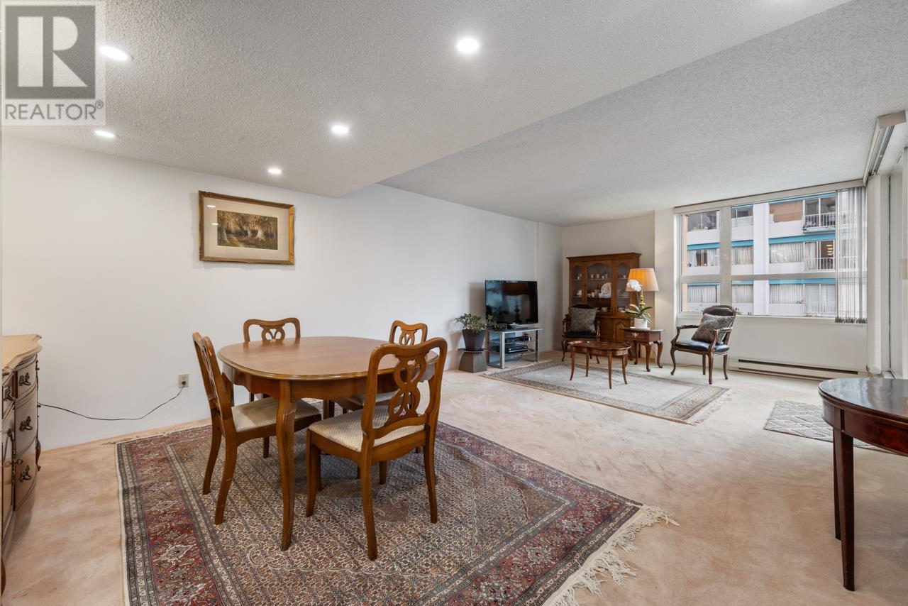 Listing Picture 4 of 27 : 502 1406 HARWOOD STREET, Vancouver / 溫哥華 - 魯藝地產 Yvonne Lu Group - MLS Medallion Club Member