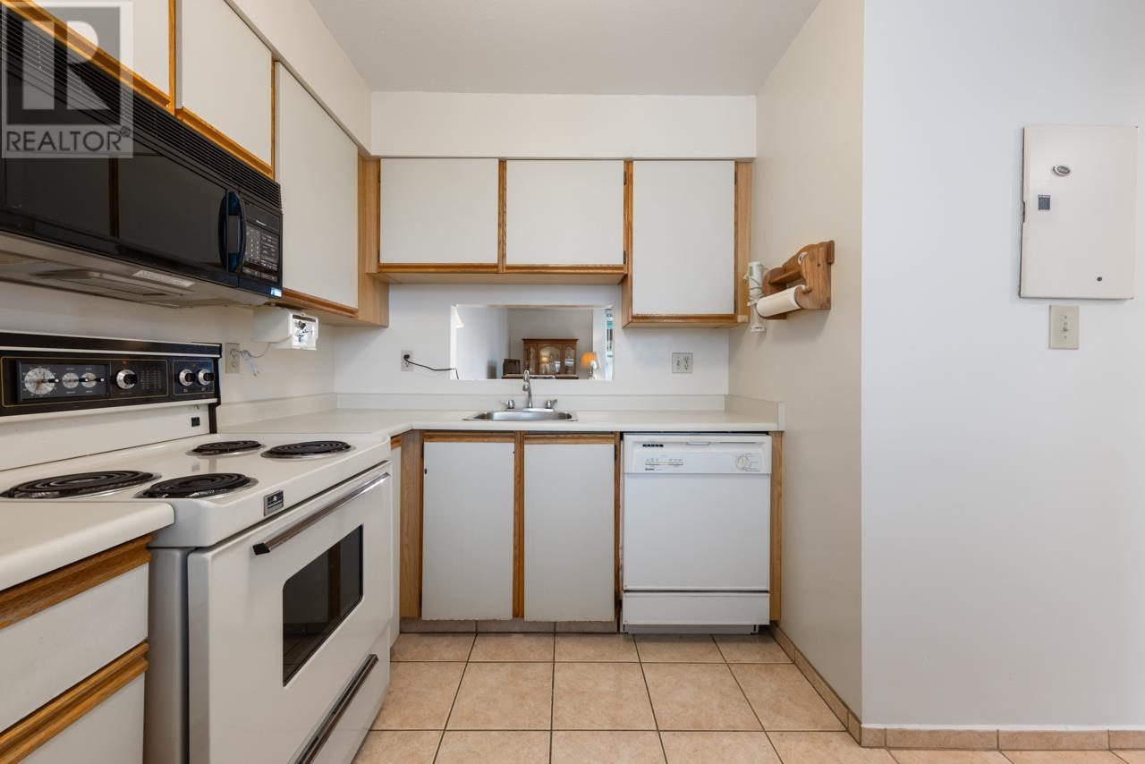 Listing Picture 8 of 27 : 502 1406 HARWOOD STREET, Vancouver / 溫哥華 - 魯藝地產 Yvonne Lu Group - MLS Medallion Club Member