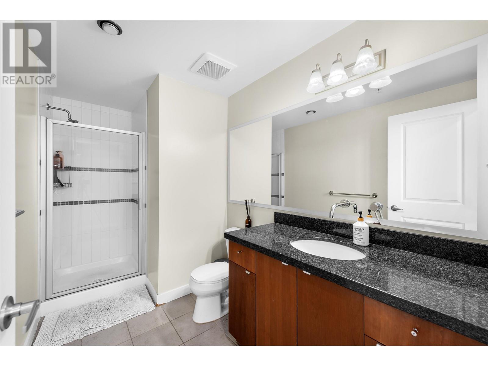 Listing Picture 15 of 32 : 1801 9180 HEMLOCK DRIVE, Richmond / 烈治文 - 魯藝地產 Yvonne Lu Group - MLS Medallion Club Member