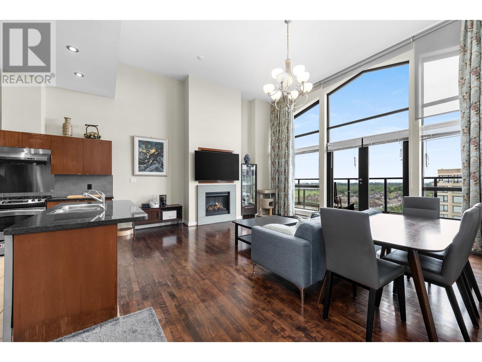Listing Picture 3 of 32 : 1801 9180 HEMLOCK DRIVE, Richmond / 烈治文 - 魯藝地產 Yvonne Lu Group - MLS Medallion Club Member