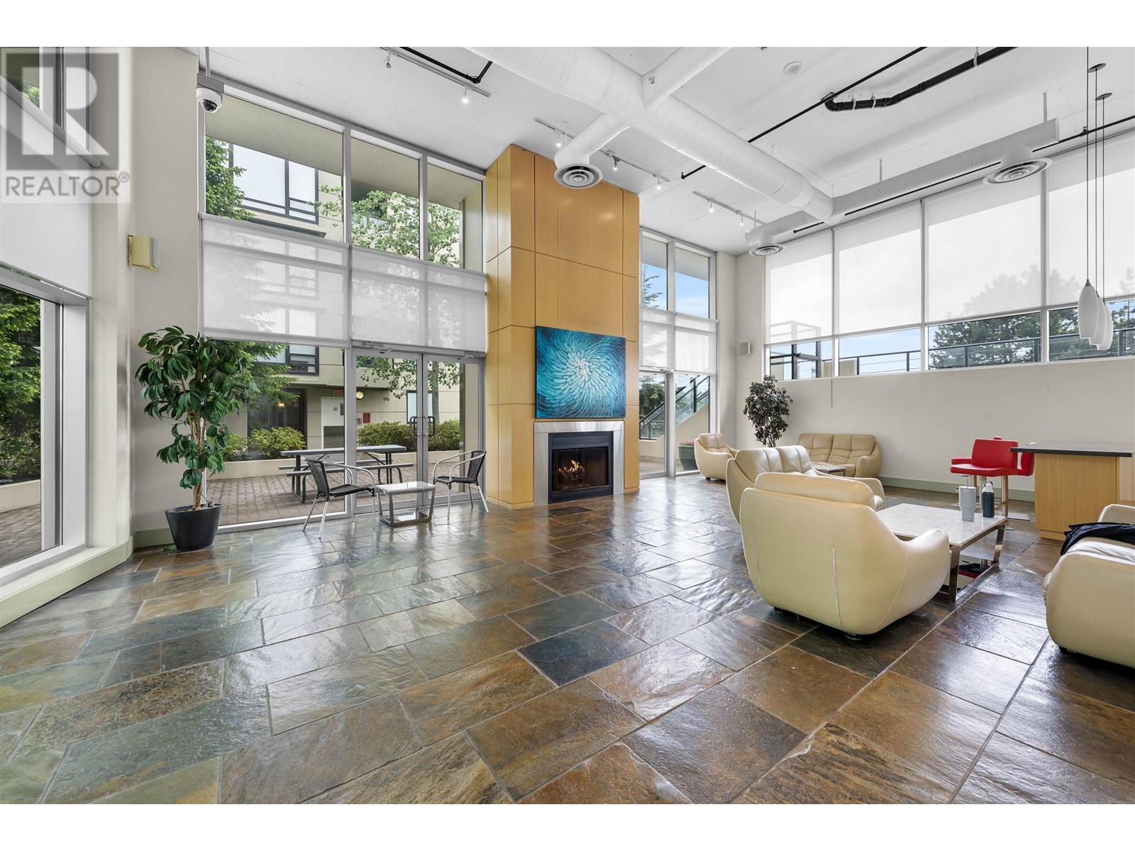 Listing Picture 30 of 32 : 1801 9180 HEMLOCK DRIVE, Richmond / 烈治文 - 魯藝地產 Yvonne Lu Group - MLS Medallion Club Member