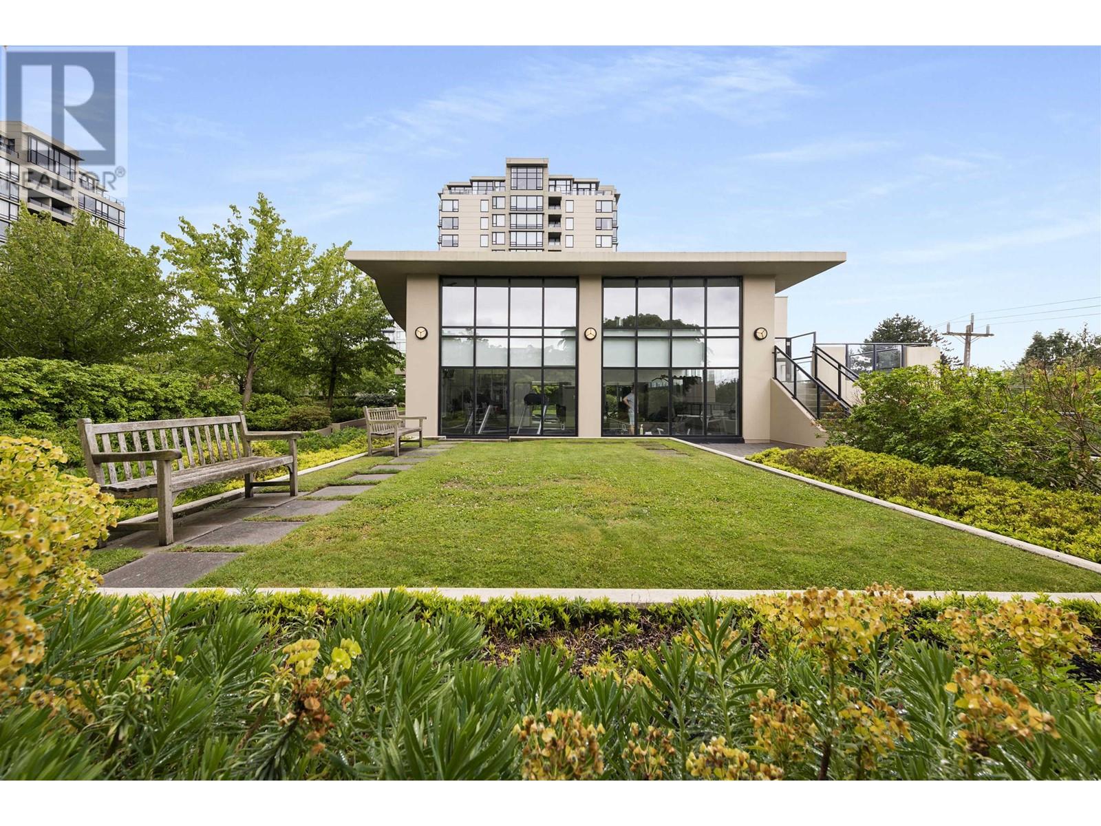 Listing Picture 31 of 32 : 1801 9180 HEMLOCK DRIVE, Richmond / 烈治文 - 魯藝地產 Yvonne Lu Group - MLS Medallion Club Member