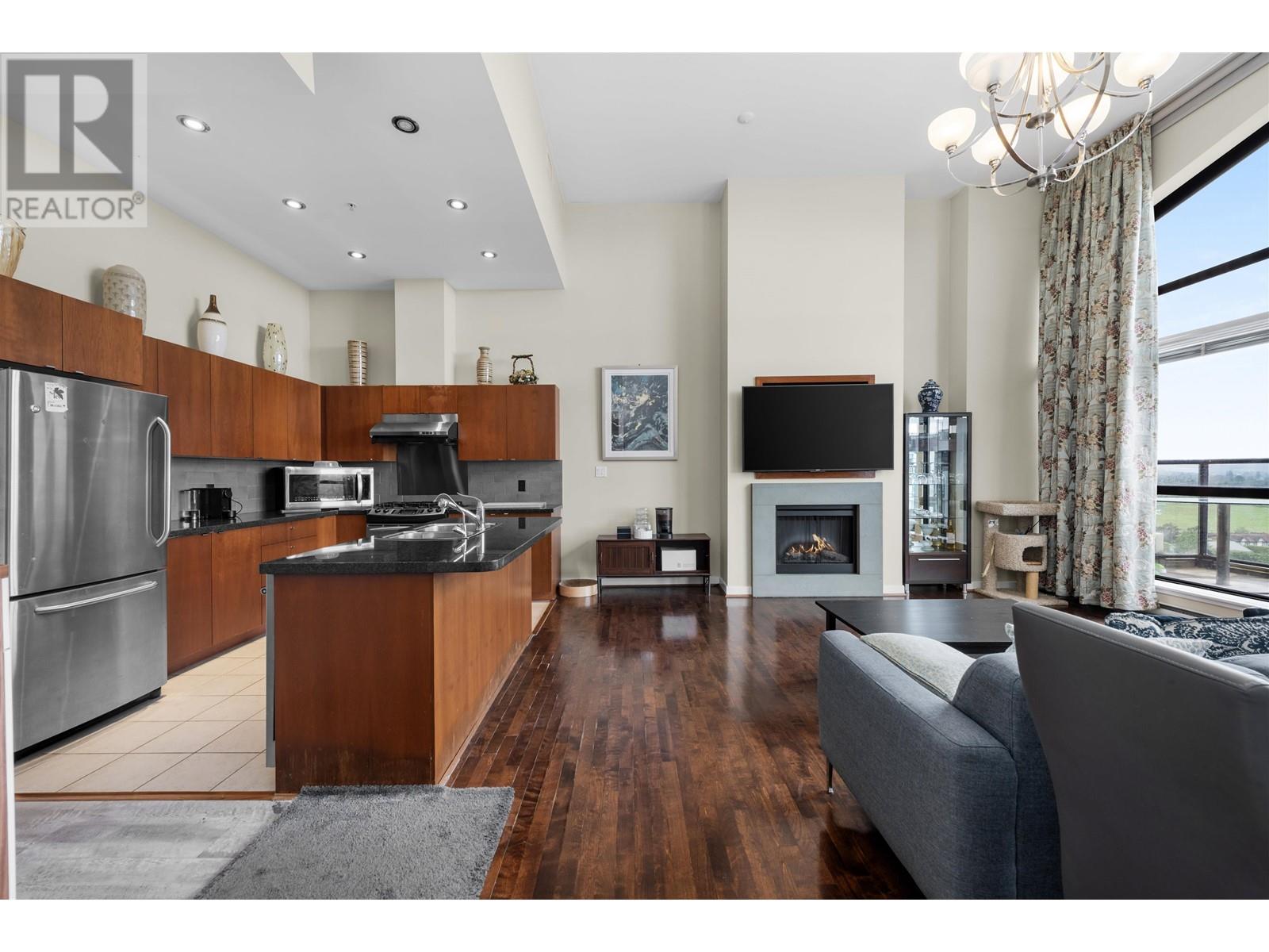 Listing Picture 4 of 32 : 1801 9180 HEMLOCK DRIVE, Richmond / 烈治文 - 魯藝地產 Yvonne Lu Group - MLS Medallion Club Member