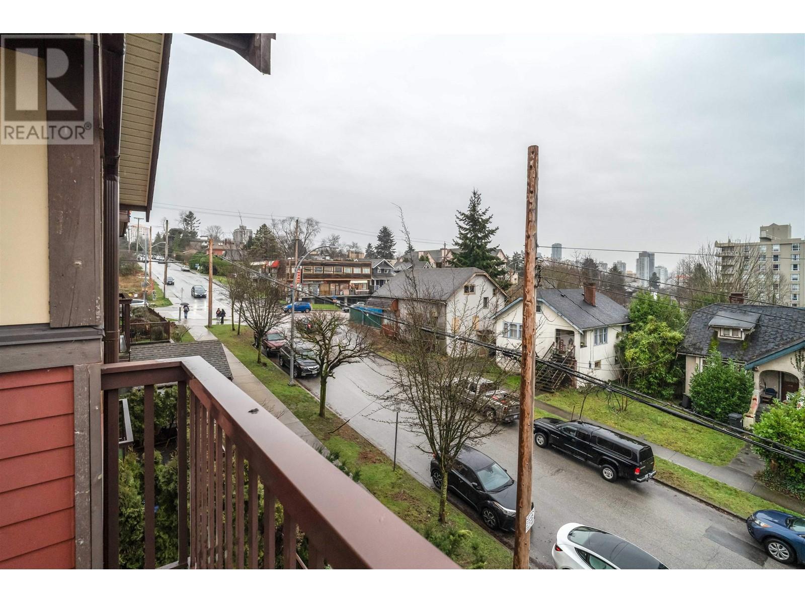 308 1205 FIFTH AVENUE, New Westminster, British Columbia One Percent