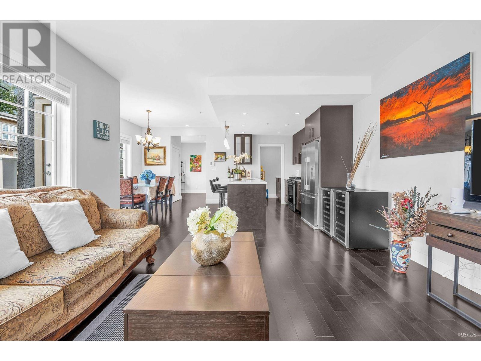 Listing Picture 6 of 32 : 1481 TILNEY MEWS, Vancouver / 溫哥華 - 魯藝地產 Yvonne Lu Group - MLS Medallion Club Member