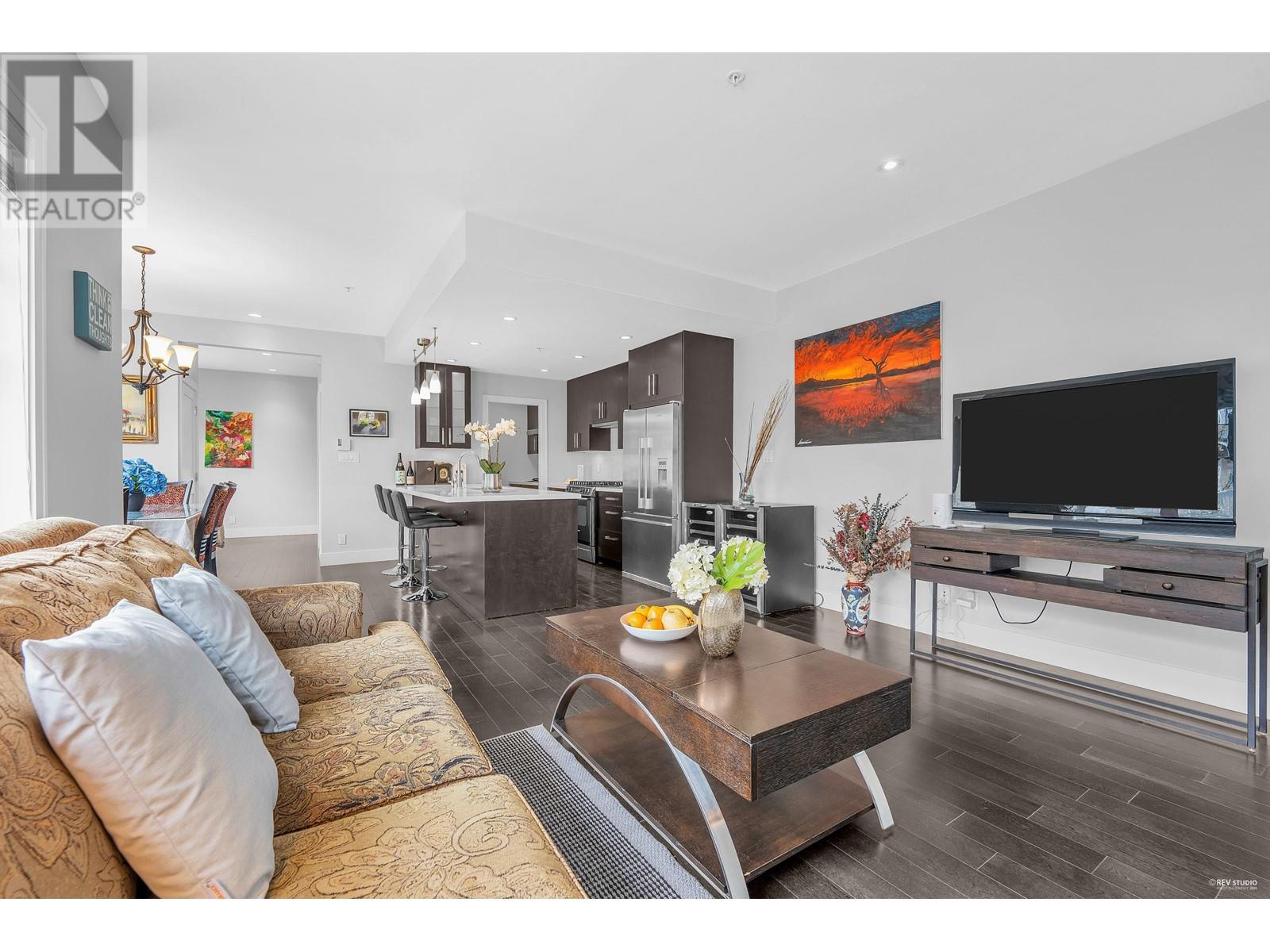 Listing Picture 7 of 32 : 1481 TILNEY MEWS, Vancouver / 溫哥華 - 魯藝地產 Yvonne Lu Group - MLS Medallion Club Member