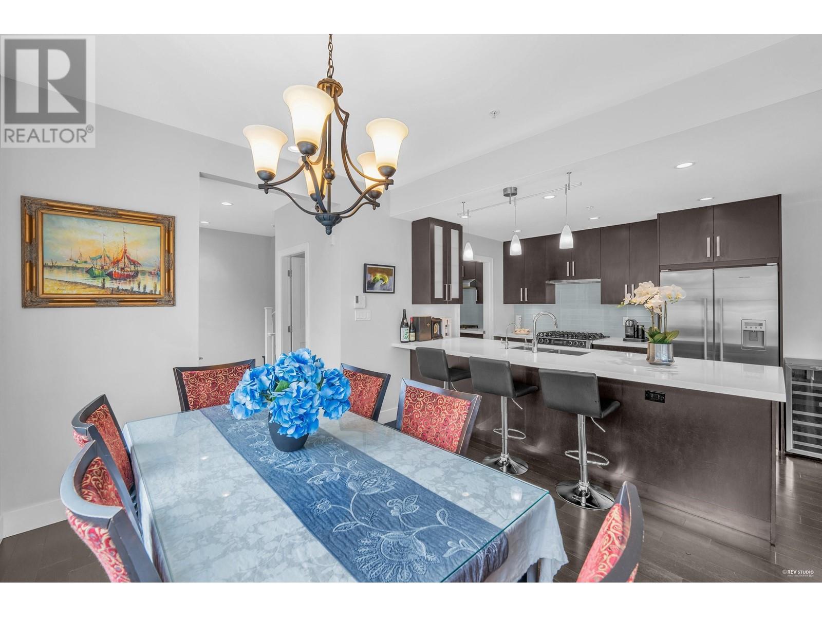 Listing Picture 9 of 32 : 1481 TILNEY MEWS, Vancouver / 溫哥華 - 魯藝地產 Yvonne Lu Group - MLS Medallion Club Member