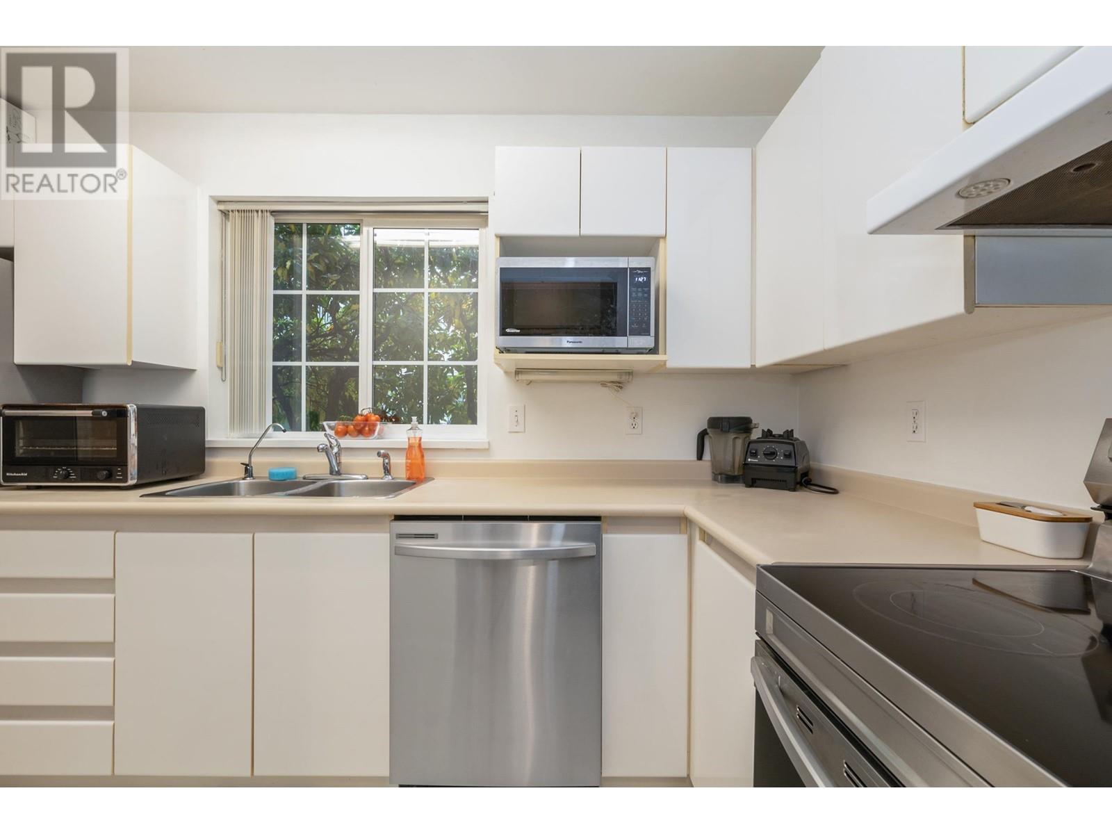 101 1189 Westwood Street, Coquitlam, British Columbia  V3B 7P5 - Photo 7 - R2952806