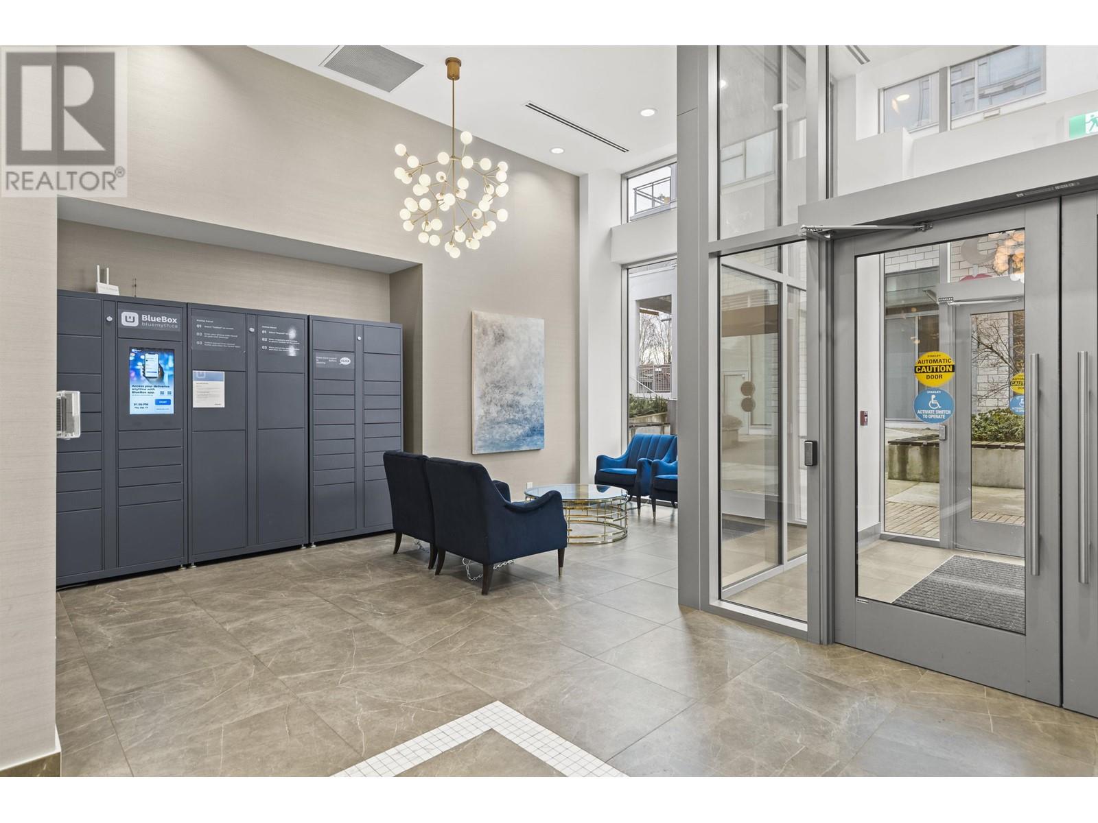 Listing Picture 3 of 33 : 601 2435 KINGSWAY, Vancouver / 溫哥華 - 魯藝地產 Yvonne Lu Group - MLS Medallion Club Member