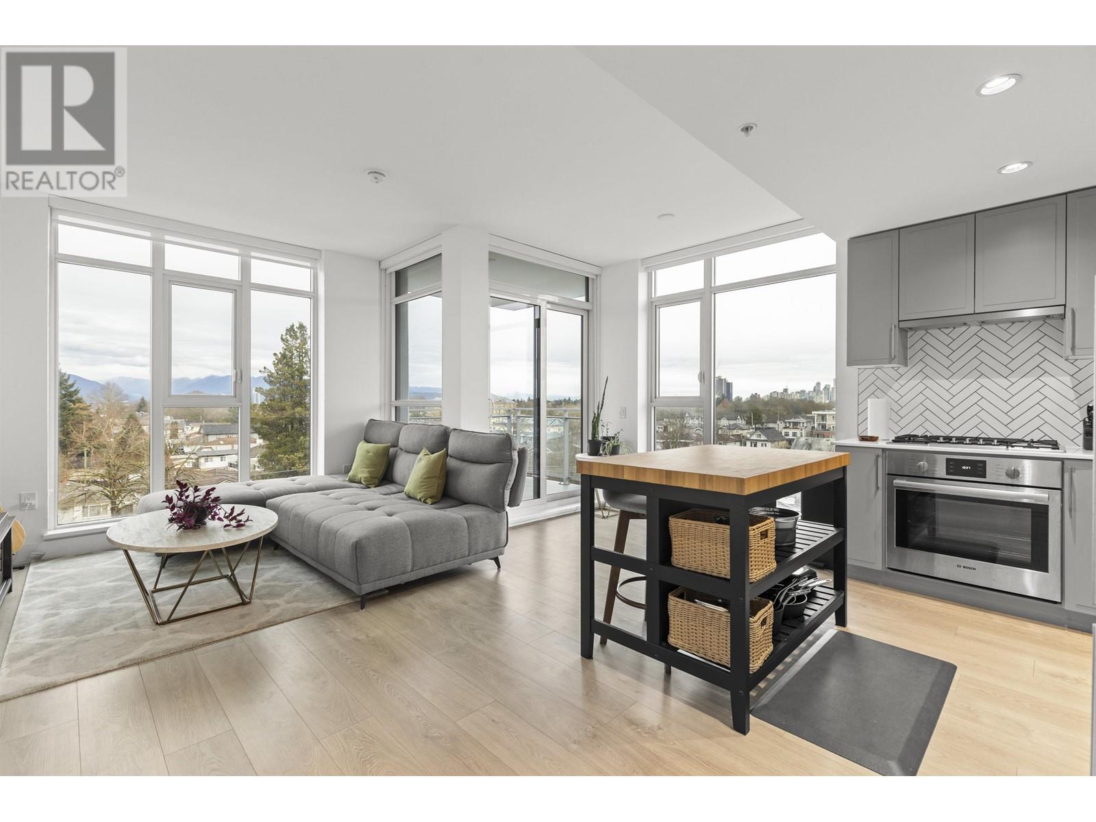 Listing Picture 4 of 33 : 601 2435 KINGSWAY, Vancouver / 溫哥華 - 魯藝地產 Yvonne Lu Group - MLS Medallion Club Member