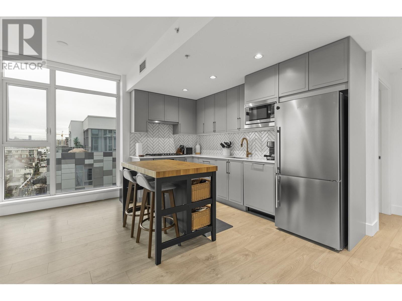 Listing Picture 9 of 33 : 601 2435 KINGSWAY, Vancouver / 溫哥華 - 魯藝地產 Yvonne Lu Group - MLS Medallion Club Member