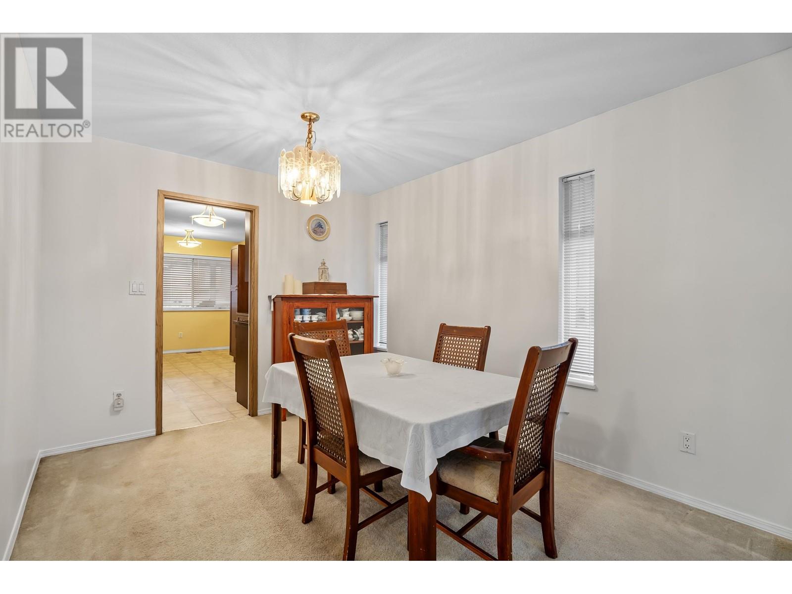 7489 18th Avenue, Burnaby, British Columbia  V3N 1H8 - Photo 12 - R2952690