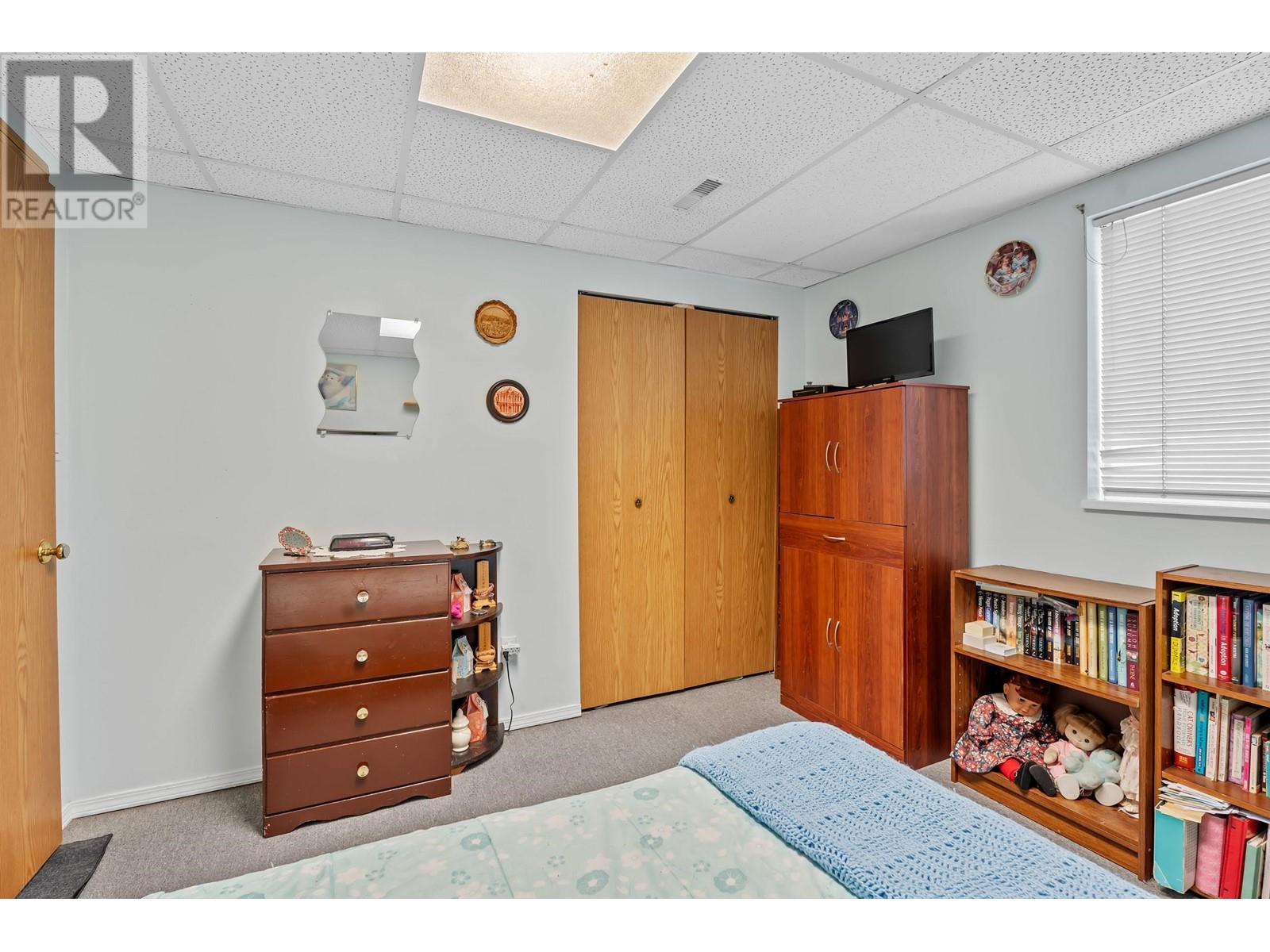 7489 18th Avenue, Burnaby, British Columbia  V3N 1H8 - Photo 18 - R2952690