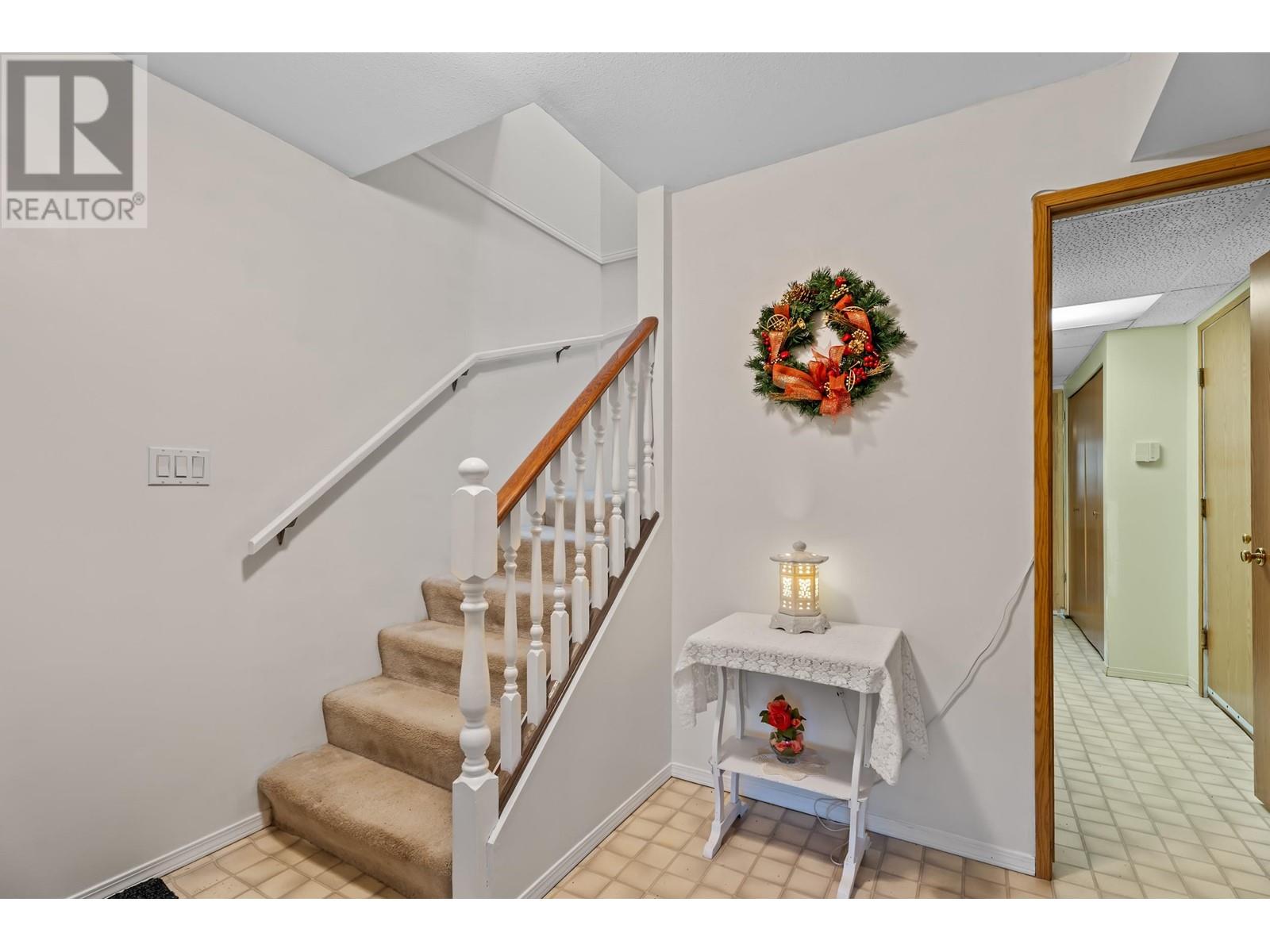 7489 18th Avenue, Burnaby, British Columbia  V3N 1H8 - Photo 21 - R2952690