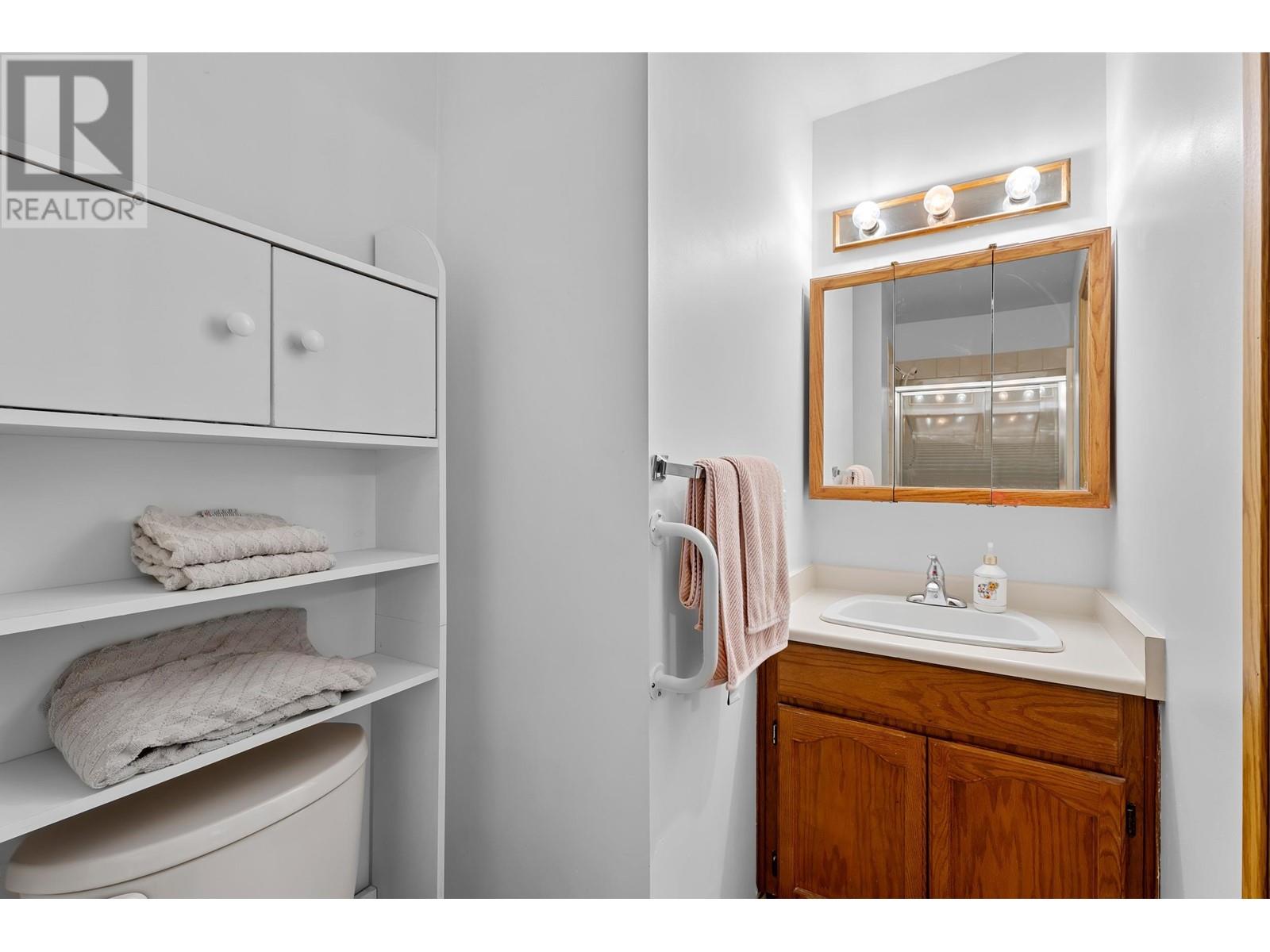 7489 18th Avenue, Burnaby, British Columbia  V3N 1H8 - Photo 23 - R2952690