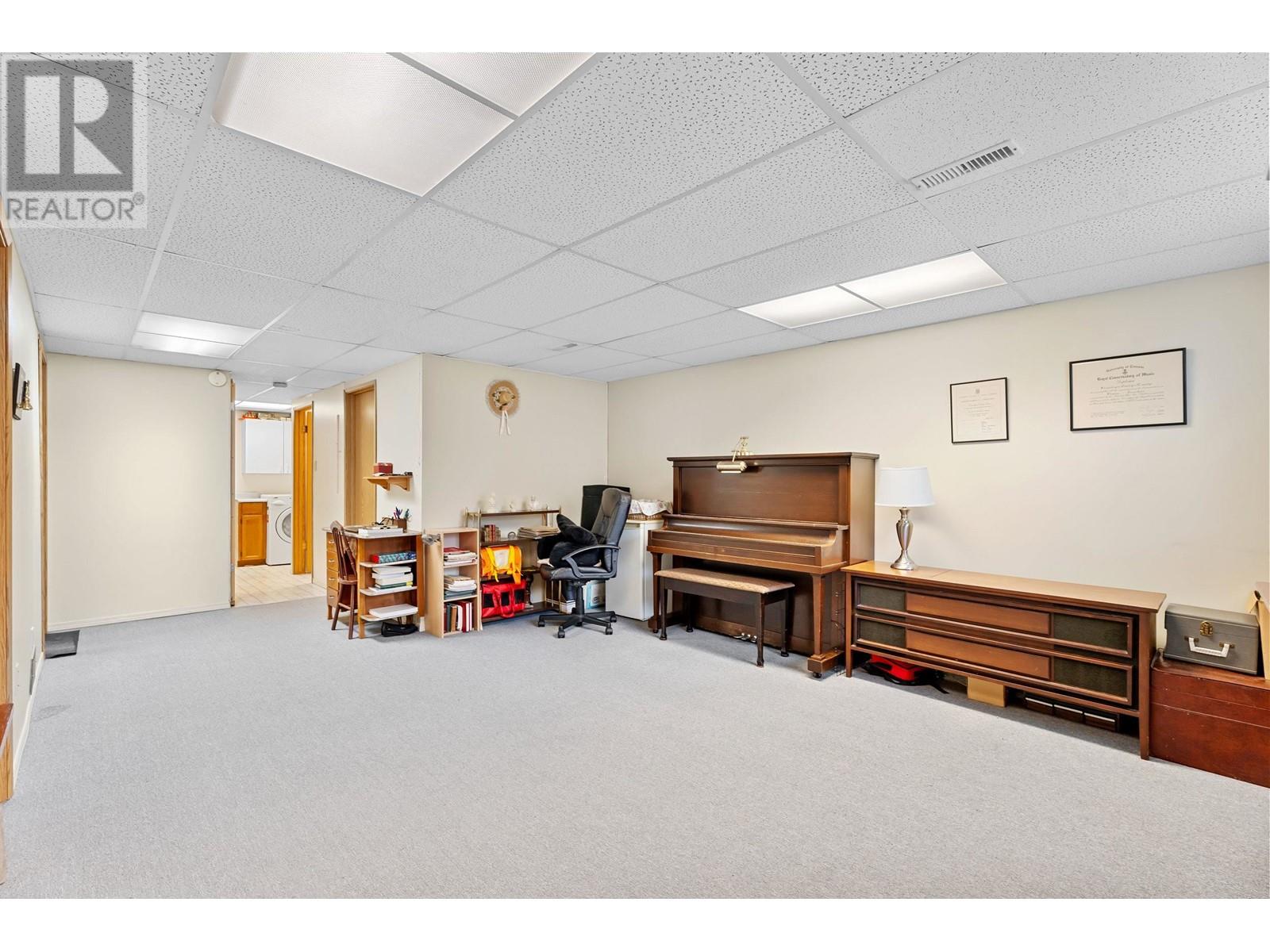 7489 18th Avenue, Burnaby, British Columbia  V3N 1H8 - Photo 26 - R2952690