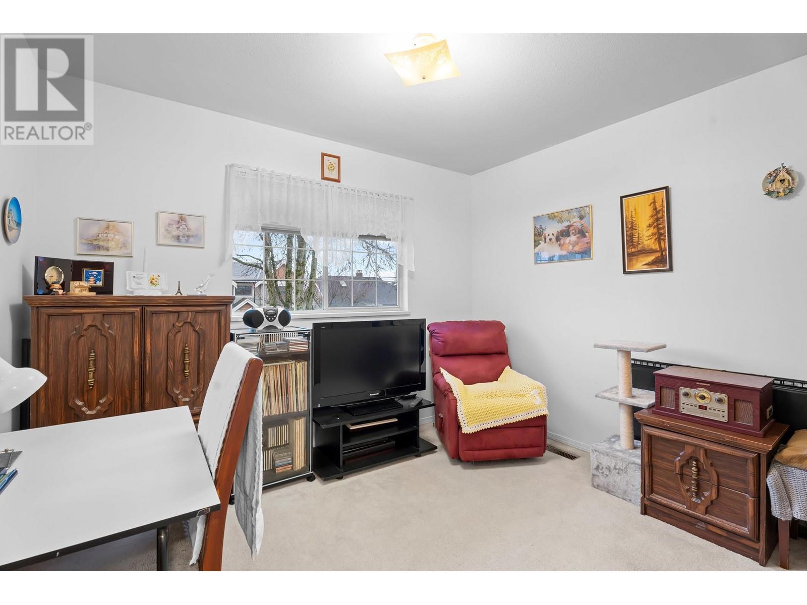 7489 18th Avenue, Burnaby, British Columbia  V3N 1H8 - Photo 31 - R2952690