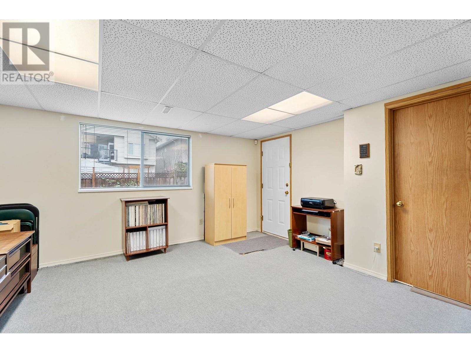7489 18th Avenue, Burnaby, British Columbia  V3N 1H8 - Photo 33 - R2952690
