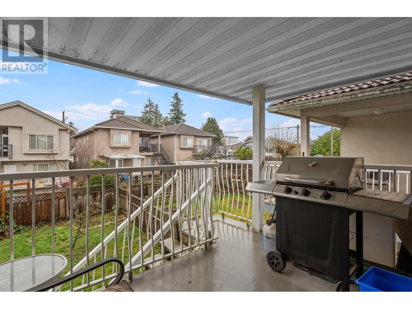 7489 18th Avenue, Burnaby, British Columbia  V3N 1H8 - Photo 39 - R2952690