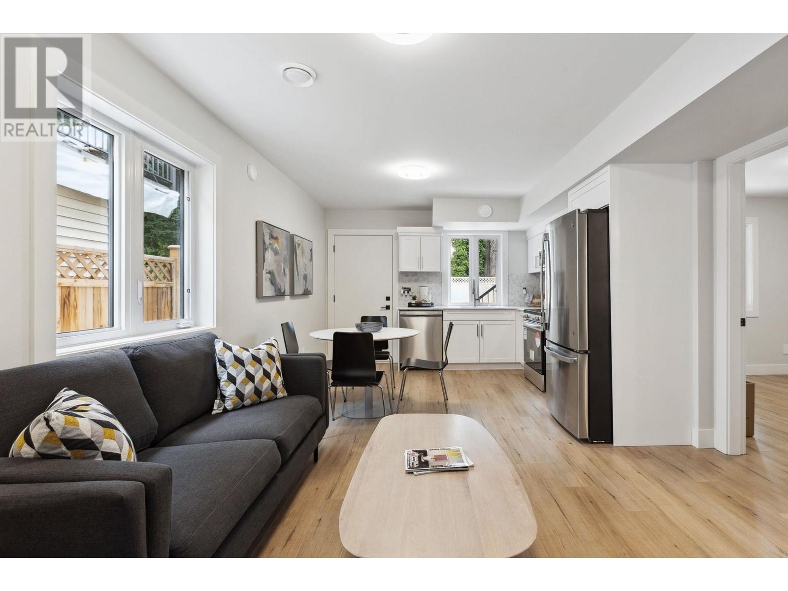1330 W 15th Street, North Vancouver, British Columbia  V7P 1N2 - Photo 14 - R2952741