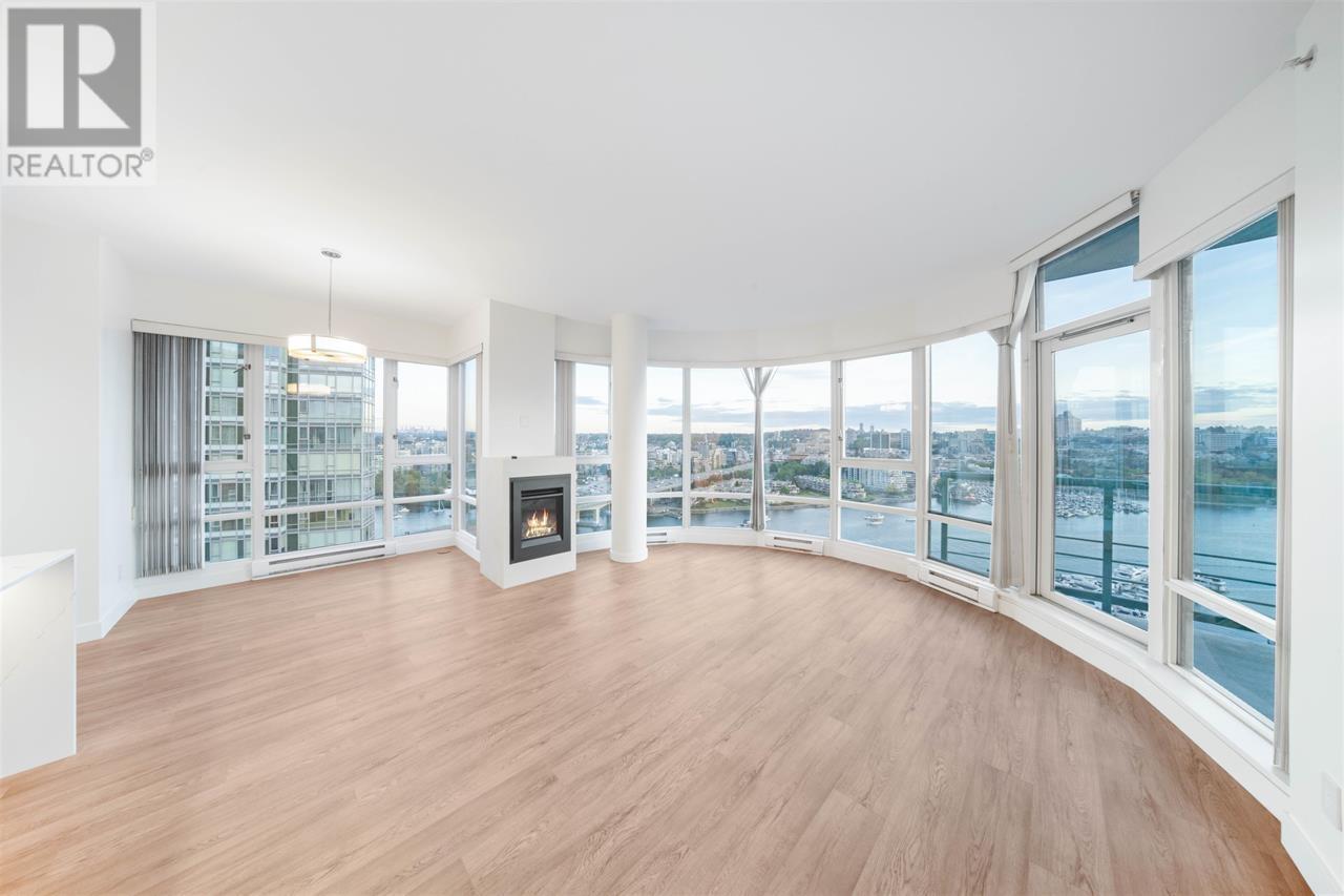 2702 1067 Marina Crescent, Vancouver, British Columbia  V6Z 3A4 - Photo 1 - R2952776