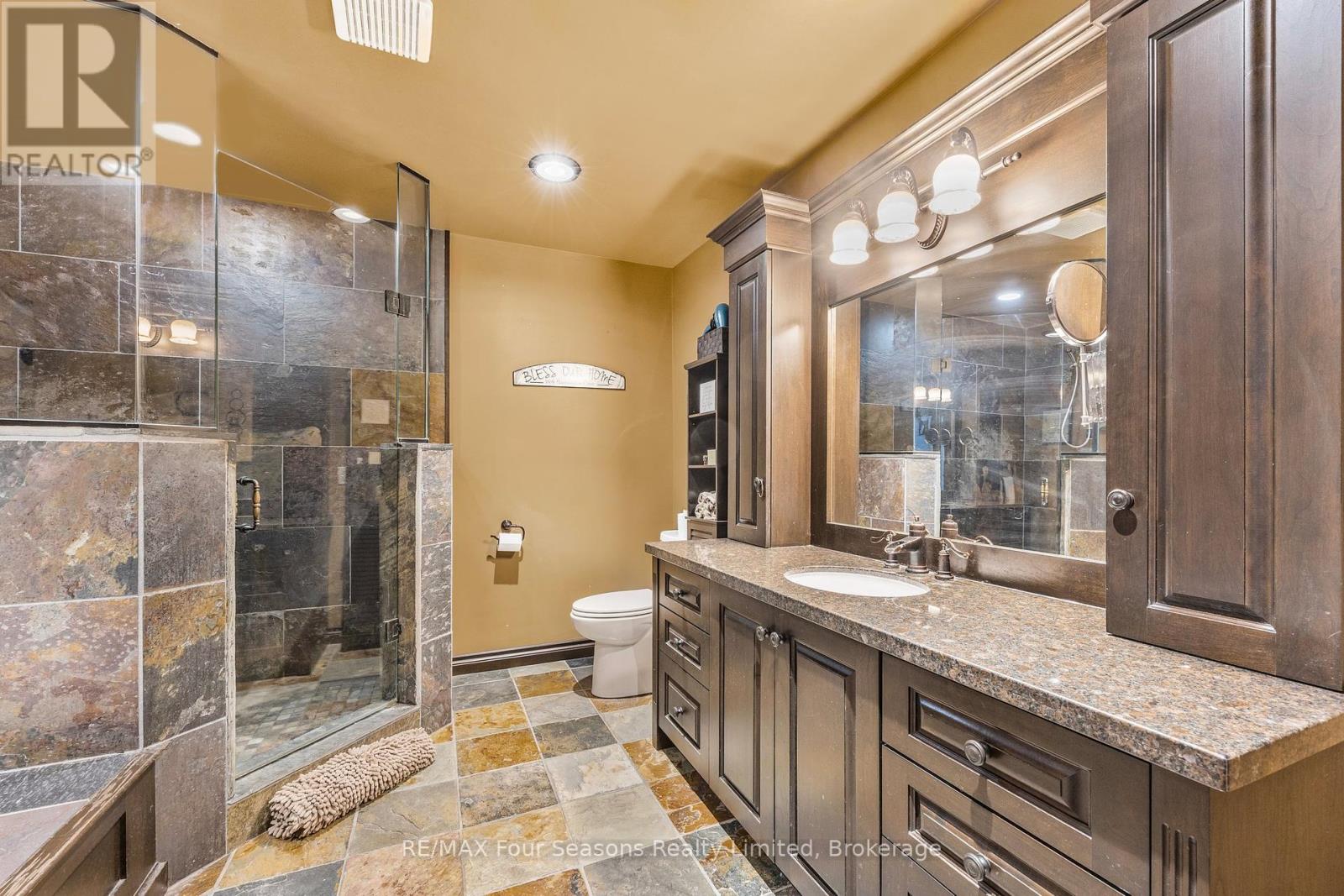 6184 County 9 Road, Clearview, Ontario  L0M 1N0 - Photo 10 - S11909525