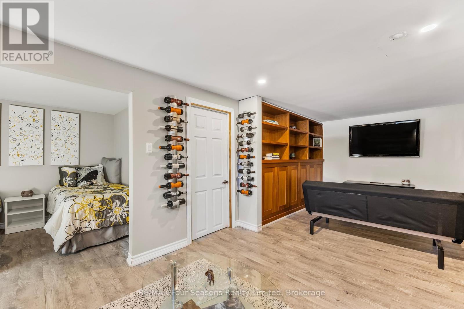 6184 County 9 Road, Clearview, Ontario  L0M 1N0 - Photo 21 - S11909525