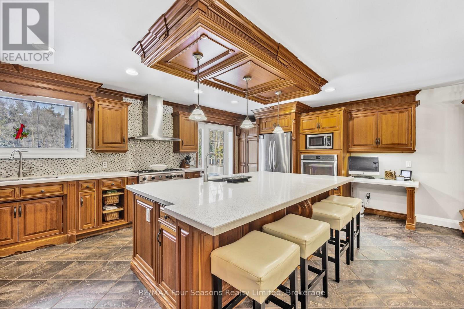 6184 County 9 Road, Clearview, Ontario  L0M 1N0 - Photo 4 - S11909525