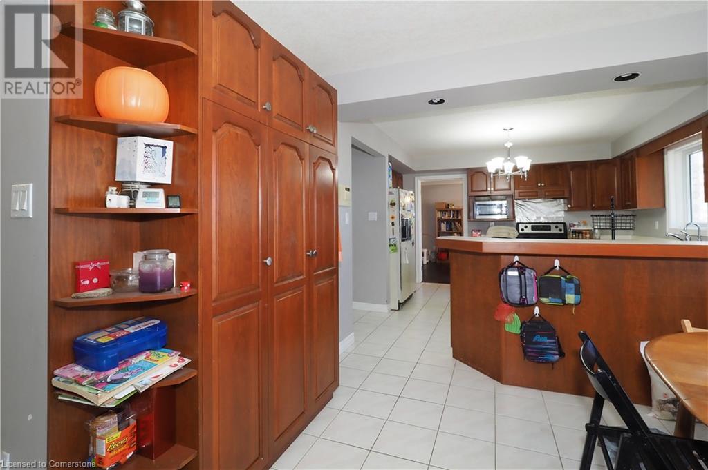 701 University Avenue E, Waterloo, Ontario  N2K 3V1 - Photo 10 - 40687967