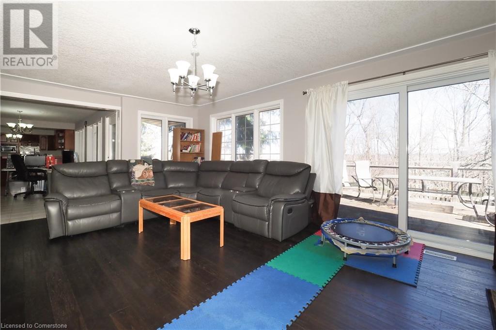 701 University Avenue E, Waterloo, Ontario  N2K 3V1 - Photo 12 - 40687967