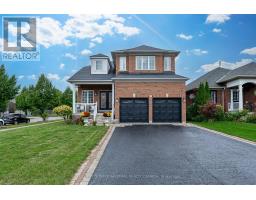 18 HARKNESS DRIVE, Whitby, Ontario