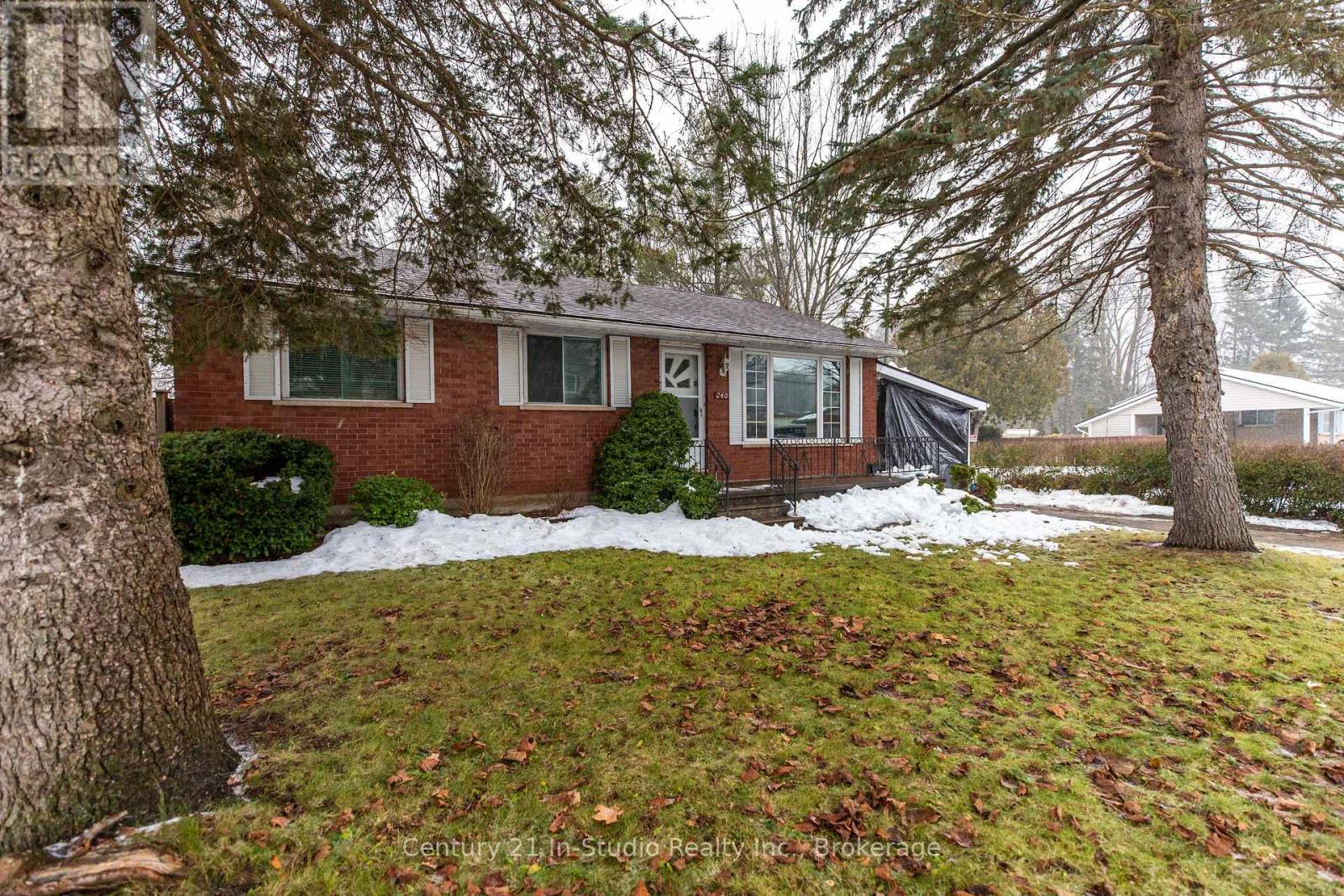 240 7th Avenue E, Owen Sound, Ontario  N4K 2W9 - Photo 3 - X11909508