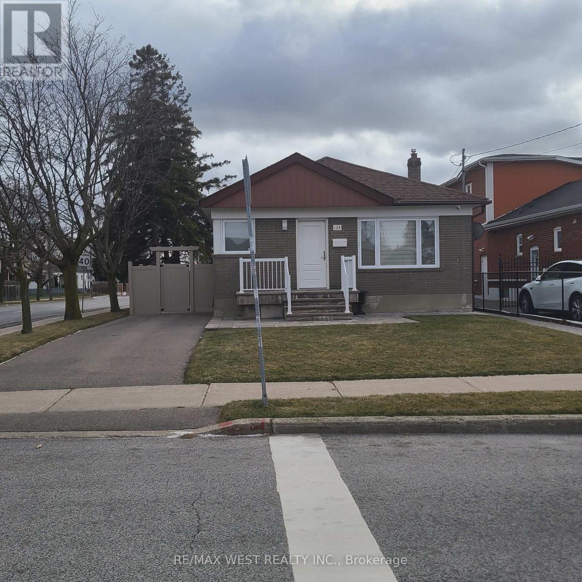 133 Katherine Road, Toronto, Ontario  M3K 1J6 - Photo 1 - W11909526