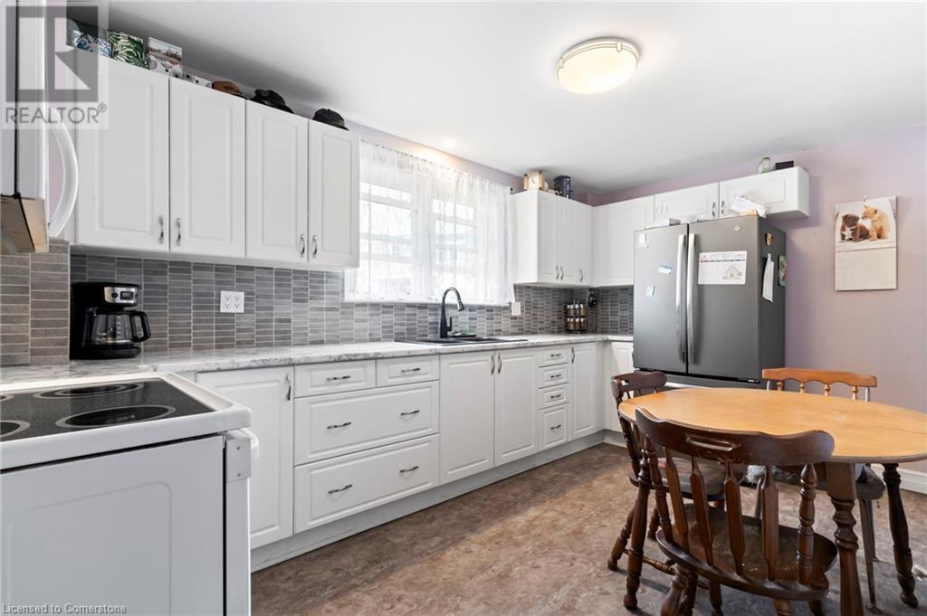 121 Queen Street W, Mount Forest, Ontario  N0G 2L3 - Photo 8 - 40688108