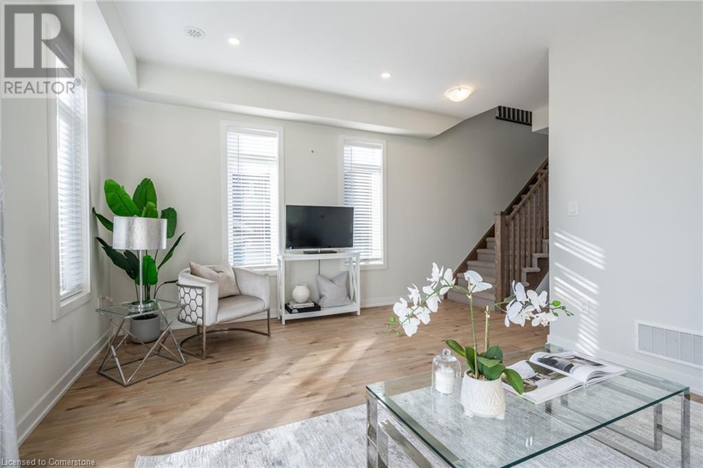 590 North Service Road Unit# 27, Stoney Creek, Ontario  L8E 0K5 - Photo 21 - 40678716