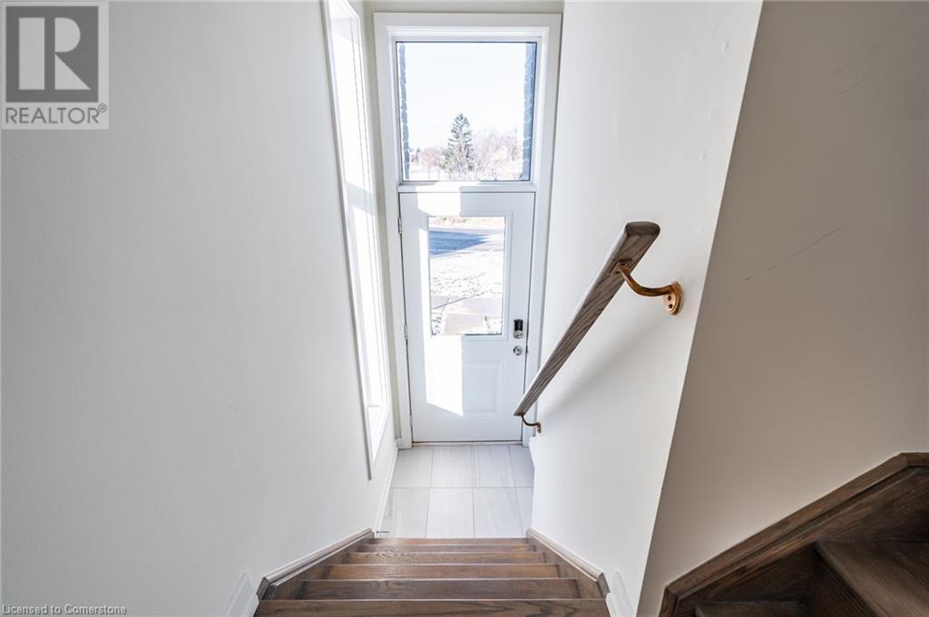 590 North Service Road Unit# 27, Stoney Creek, Ontario  L8E 0K5 - Photo 7 - 40678716