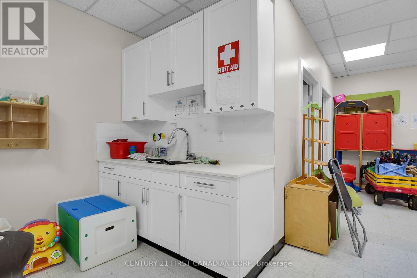 35 Jim Ashton Street, London, Ontario  N5V 3H4 - Photo 10 - X11909665