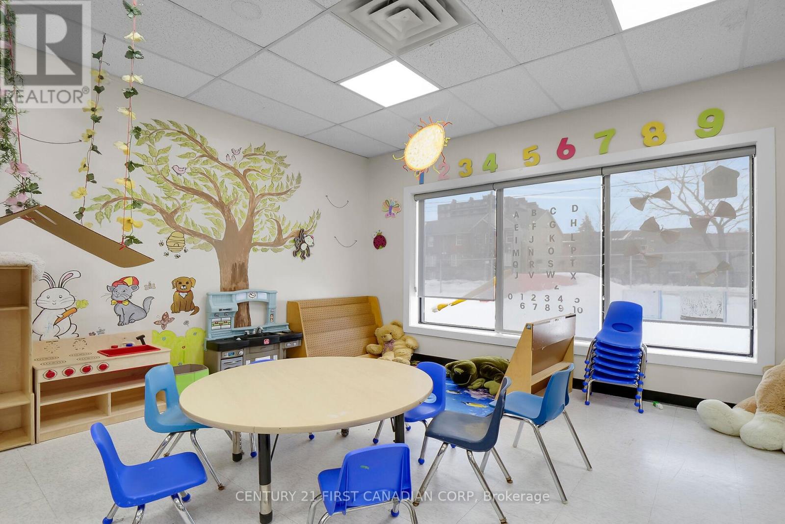 35 Jim Ashton Street, London, Ontario  N5V 3H4 - Photo 8 - X11909665