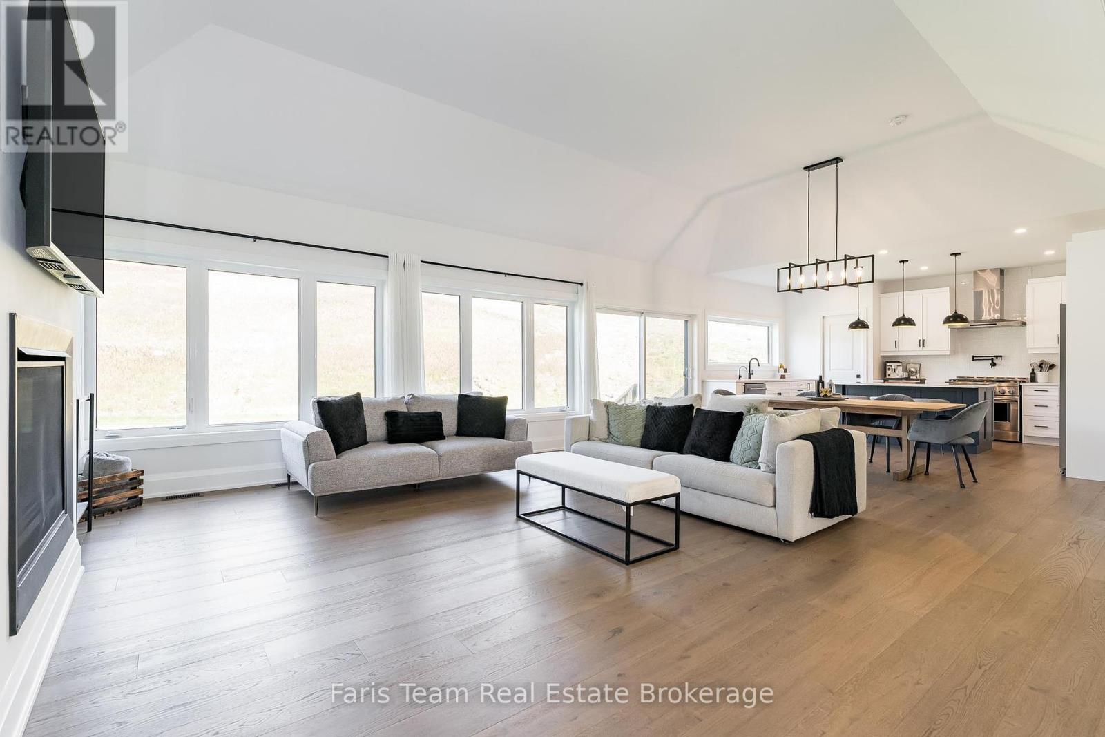 17 Clydesdale Court, Oro-Medonte, Ontario  L0K 1E0 - Photo 10 - S11909660