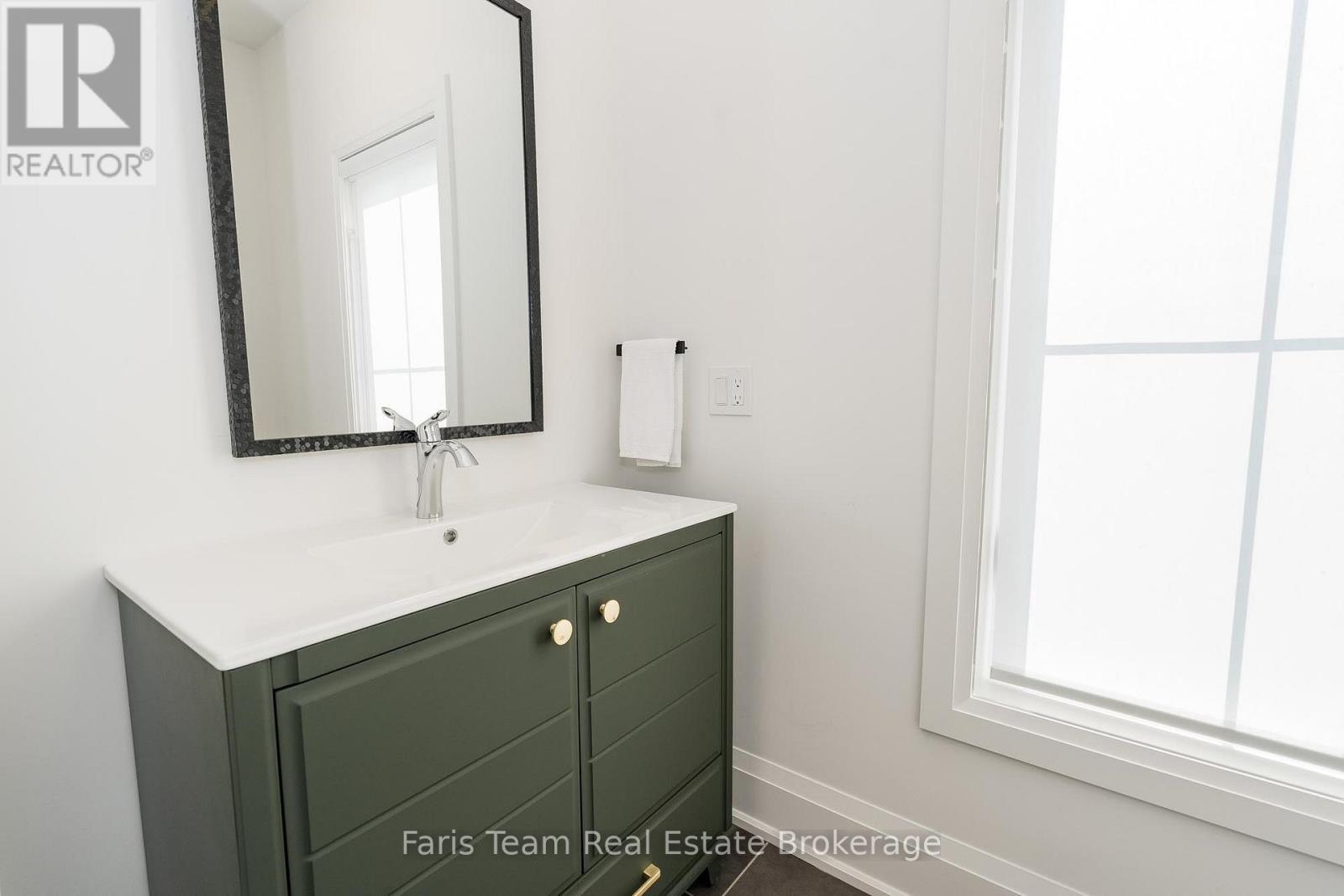 17 Clydesdale Court, Oro-Medonte, Ontario  L0K 1E0 - Photo 16 - S11909660