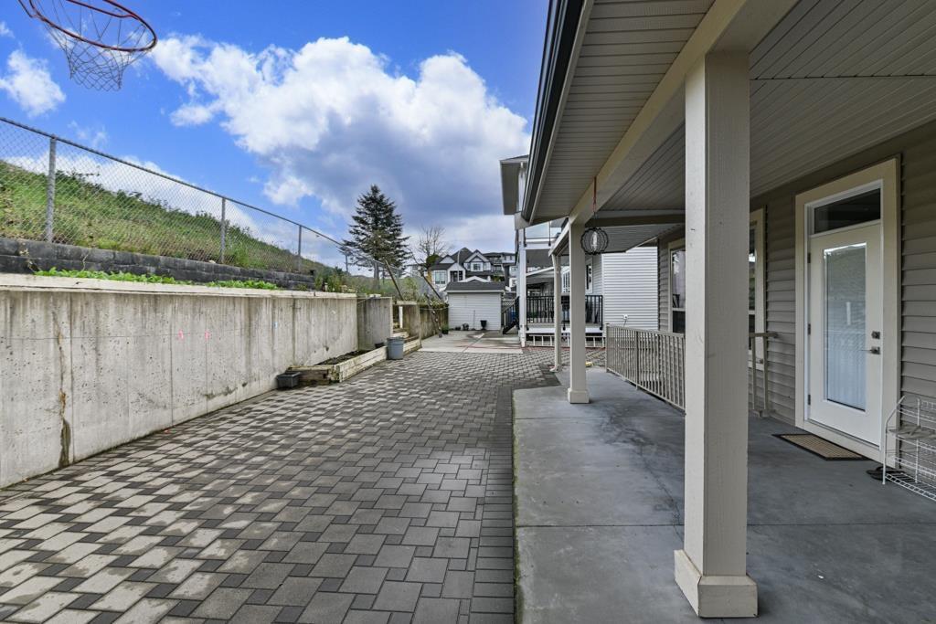 3412 Headwater Place, Abbotsford, British Columbia  V2T 0G4 - Photo 13 - R2952039