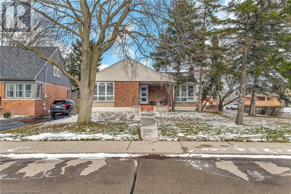 9 Mulock Avenue, Hamilton, Ontario  L8T 1H2 - Photo 2 - 40684942