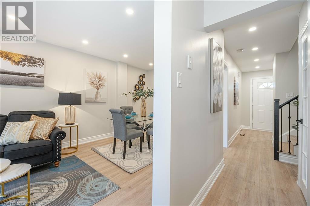 5659 Glen Erin Drive Unit# 58, Mississauga, Ontario  L5M 5P2 - Photo 7 - 40670005