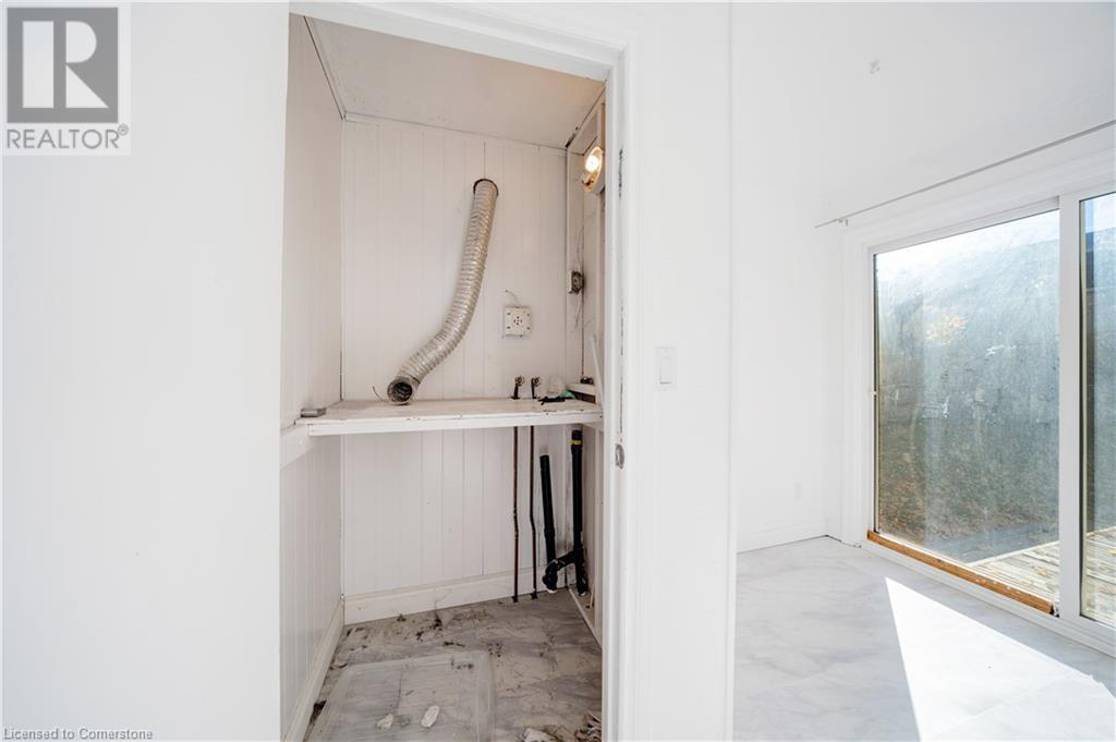 612 Farewell Street, Oshawa, Ontario  L1H 6N1 - Photo 10 - 40688121