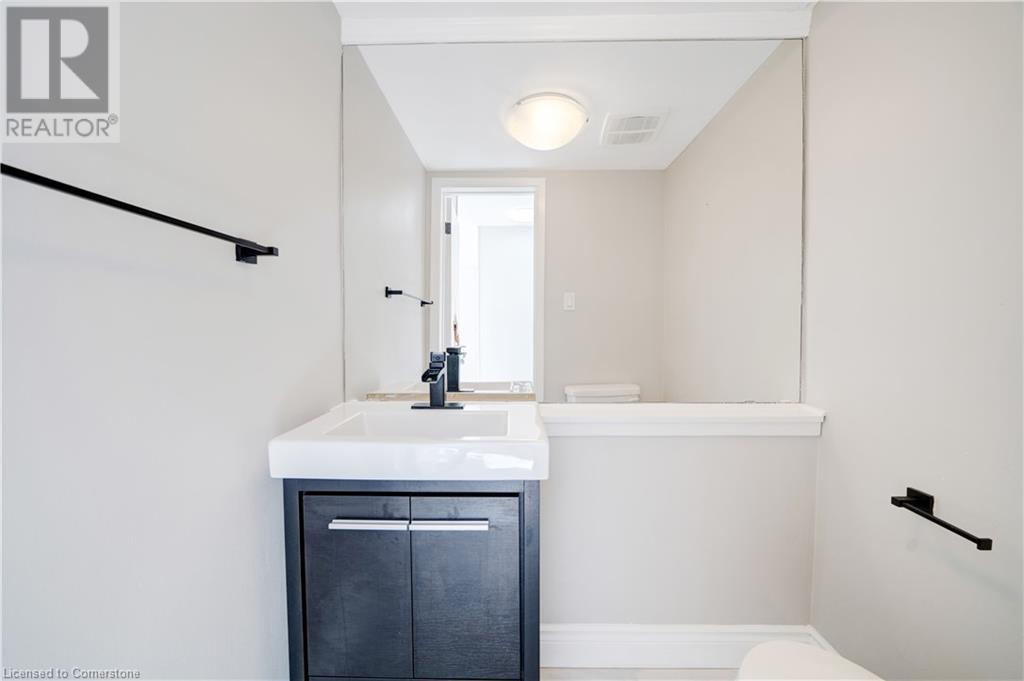 612 Farewell Street, Oshawa, Ontario  L1H 6N1 - Photo 11 - 40688121