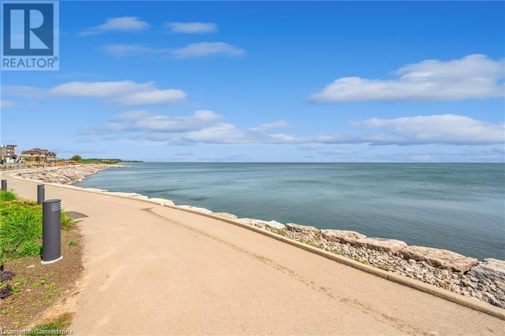 28 Pierre Trudeau Lane, Grimsby, Ontario  L3M 0H3 - Photo 6 - 40687006