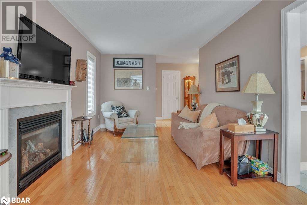 19 Loyalist Court, Barrie, Ontario  L4N 0S9 - Photo 12 - 40684100