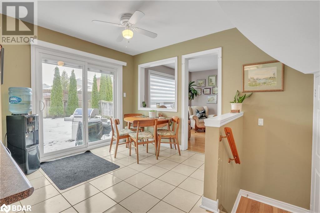 19 Loyalist Court, Barrie, Ontario  L4N 0S9 - Photo 8 - 40684100